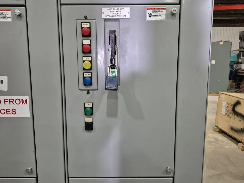 2 hp 600V 3-Ph Motor Control Center Bucket 08FE