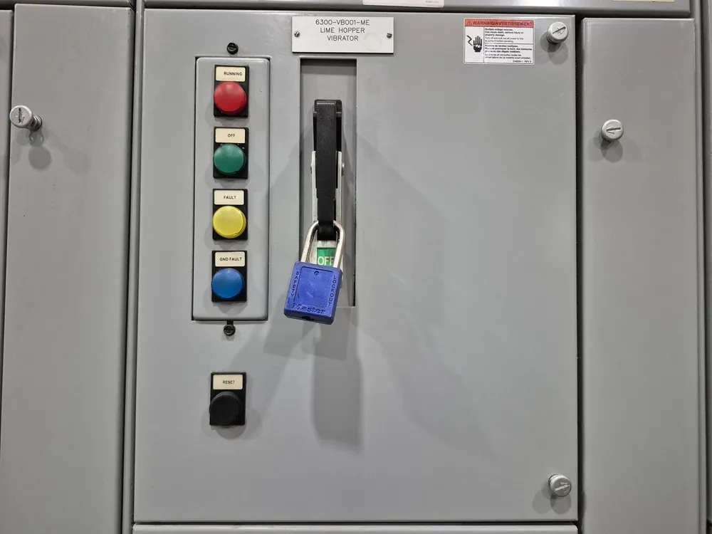 0.75 hp 600V 3-Ph Motor Control Center Bucket 10FA