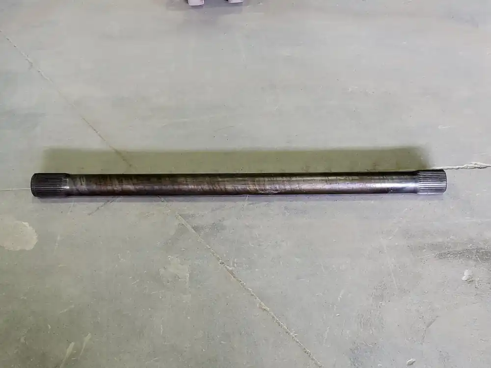 Splined Shaft 915-3052818E