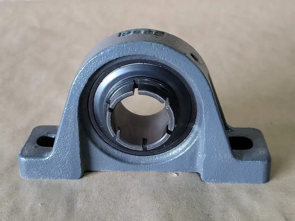 LP207 Pillow Block Ball Bearing Unit, 1-3/8" Bore