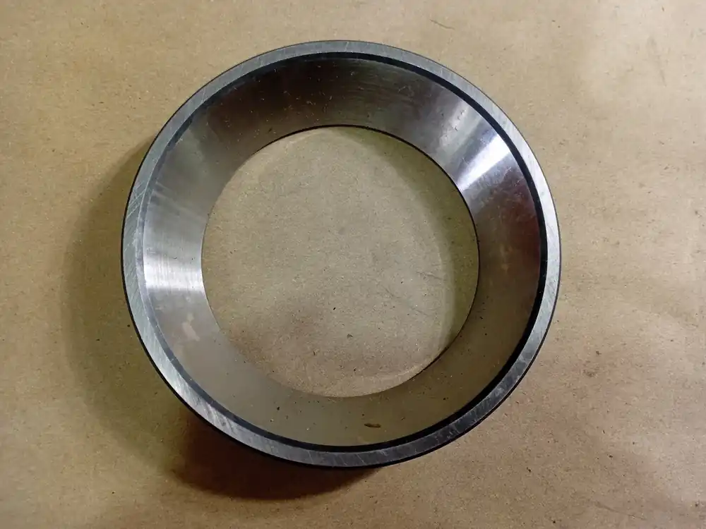 Bearing Cup, 04700866