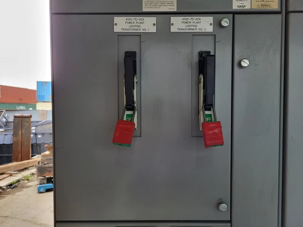 60 Amp 3 Poles 600 Volts Circuit Breaker CED63B060, MCC Bucket