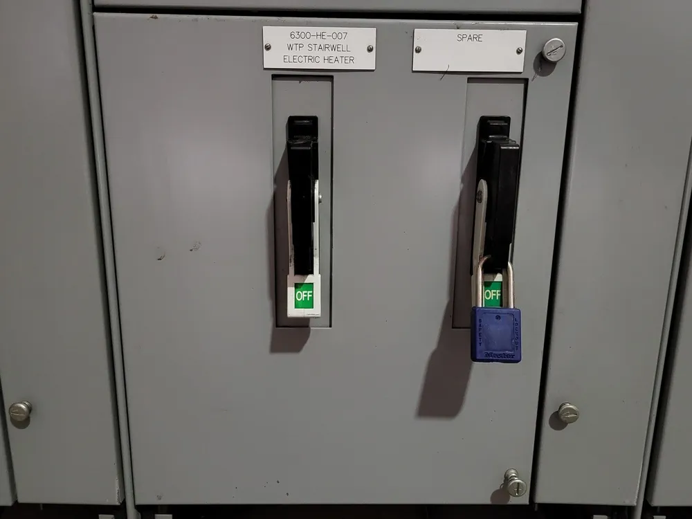 15 Amp 3 Poles 600 Volts 3Ph Circuit Breaker CFD63B015, MCC Bucket