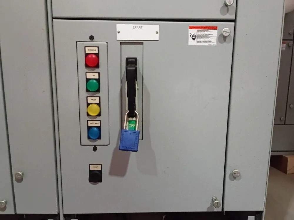 10 hp 600V 3-Ph Motor Control Center Bucket 06FG