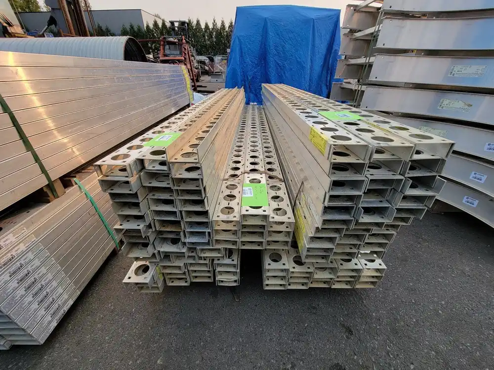 Aluminum Ventilated Cable Channel Tray 4 in. Wide x 120 in. Length