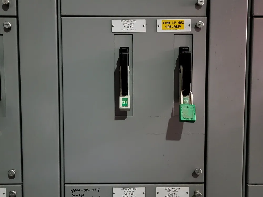 60 Amp 3 Poles 600 Volts Circuit Breaker CED63B060, Tiastar MCC Bucket