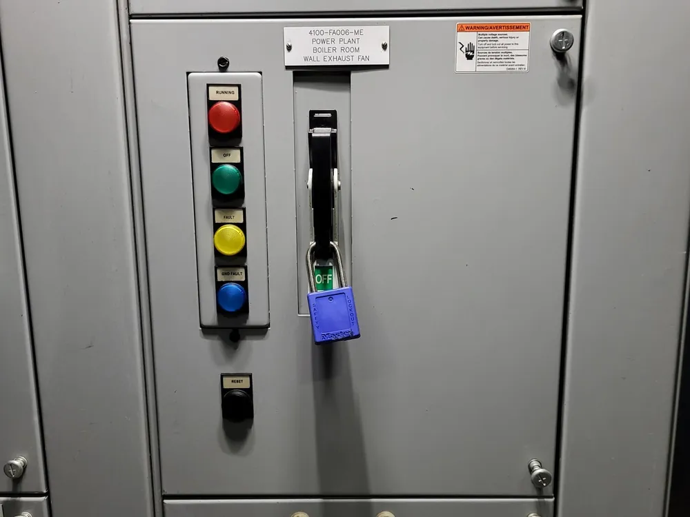2 hp 600V 3-Ph Motor Control Center Bucket 04FA