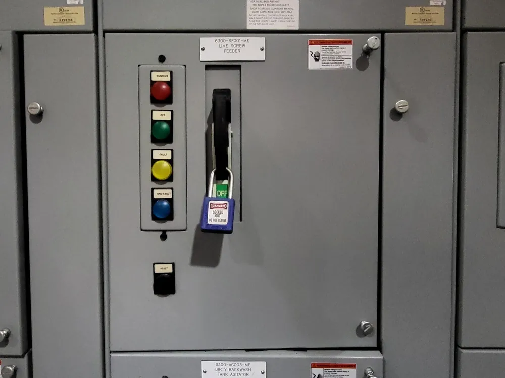 0.75 hp 600V 3-Ph Motor Control Center Bucket 03FA