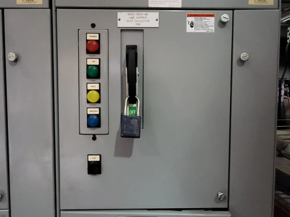 0.5 hp 600V 3-Ph Motor Control Center Bucket 04FA