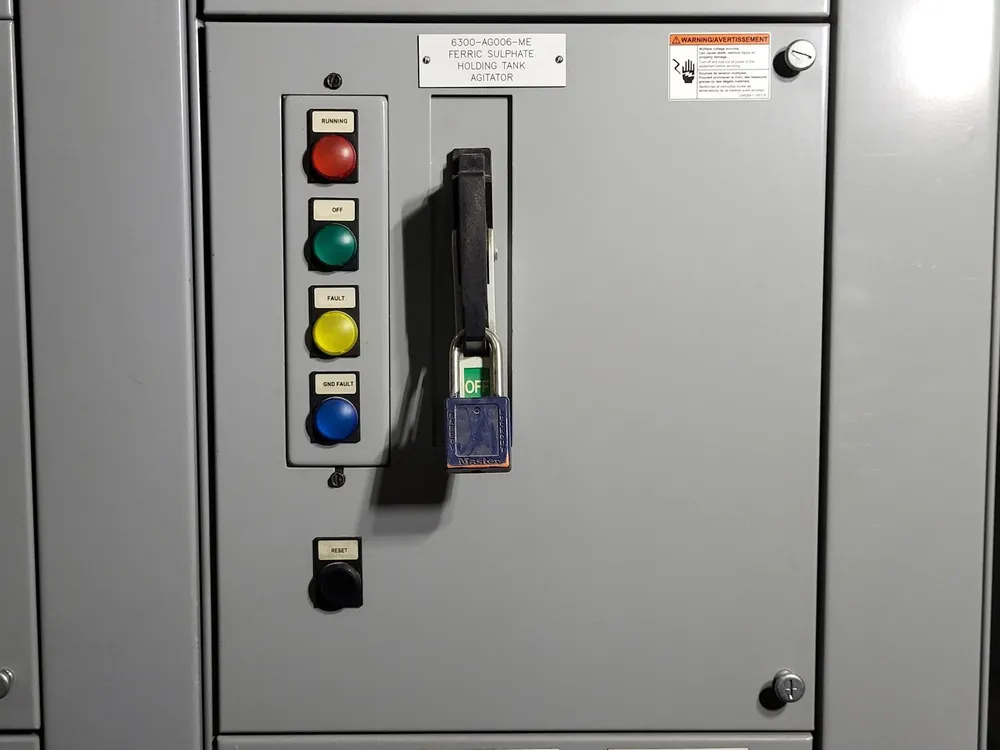 1.5 hp 600V 3-Ph Motor Control Center Bucket 04FD