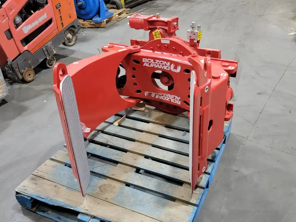 AMC-40-1051P Paper Roll Clamp for Forklift (Single Roll Clamp)