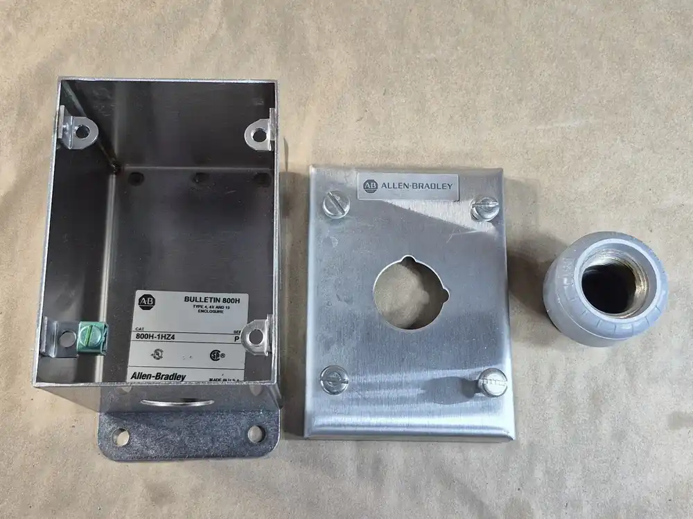 Stainless Steel Control Station Enclosure 800H-1HZ4