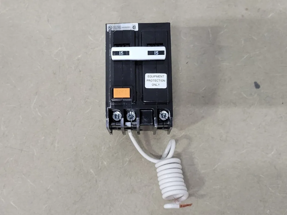15 Amp 2 Pole 120/240 Volts Ground Fault Circuit Interrupter QBGFEP2015