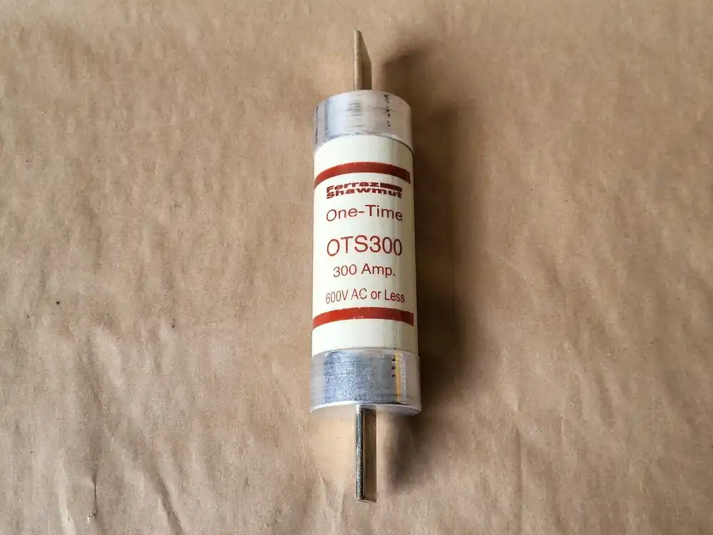 300 Amp, 600 Volt One-Time Fuse OTS300