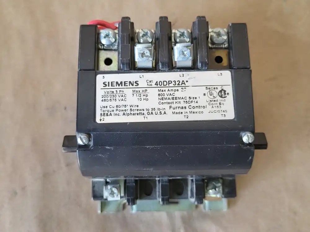 27 Amp, 3 Pole, 600V, 3-Ph, Nema Size 1 Contactor 40DP32AF