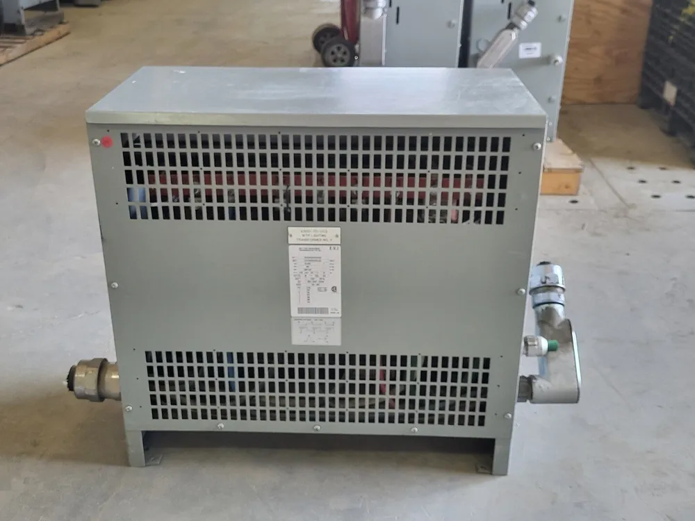 45 kVA Transformer Pri 600 volts, Sec 208Y/120 volts, CDTC0045VHC6XXBA