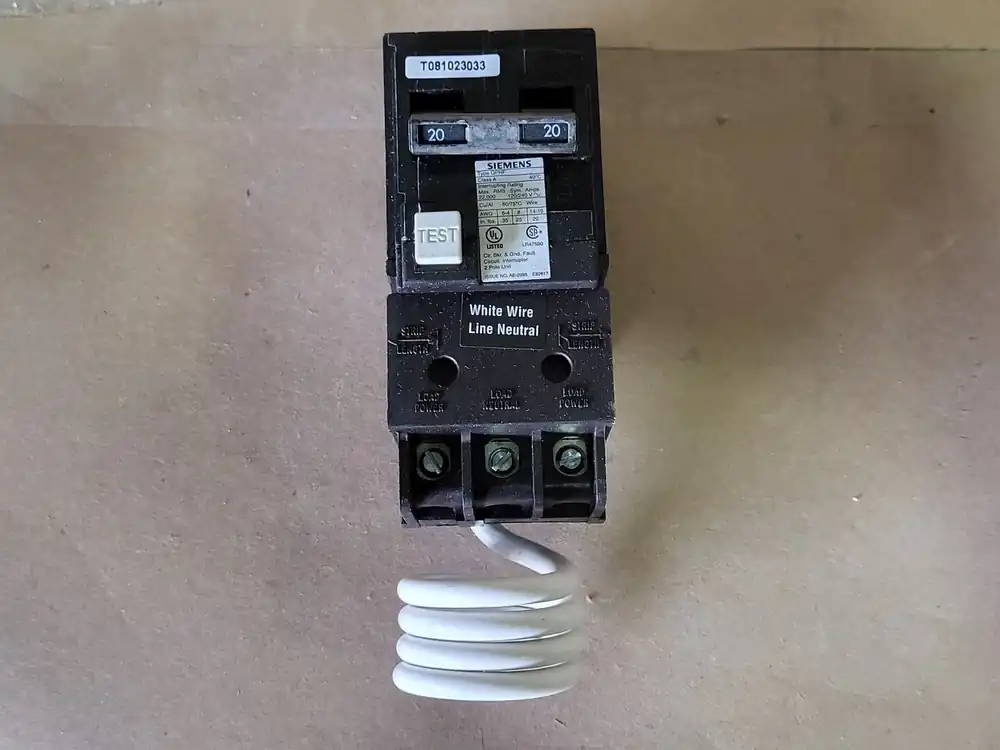 20 Amp, 2 Pole, 120/240 Volt Circuit Breaker QF220H