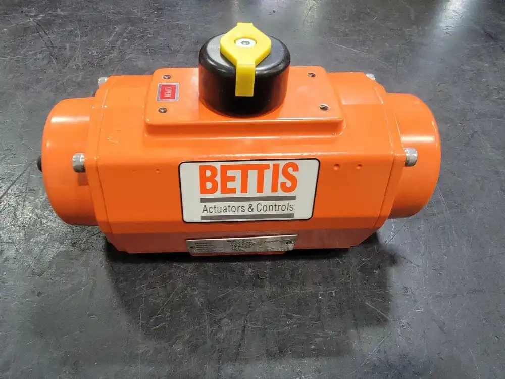 D-Series Spring Return Pneumatic Actuator DS0065.B2A04K.14K0