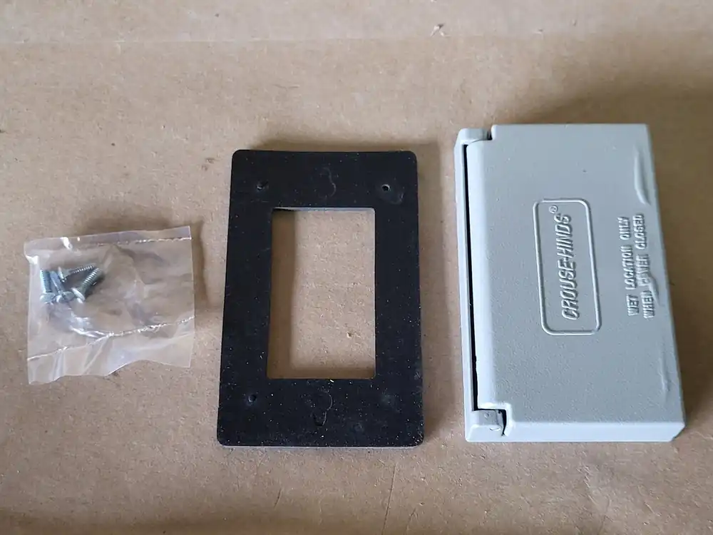 Receptacle Cover Wet Location WLGF FS