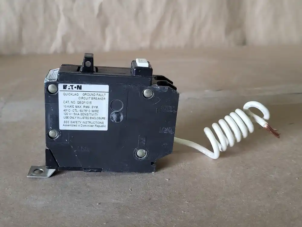 15 Amp 1 Pole, 120 Volt Circuit Breaker QBGF1015