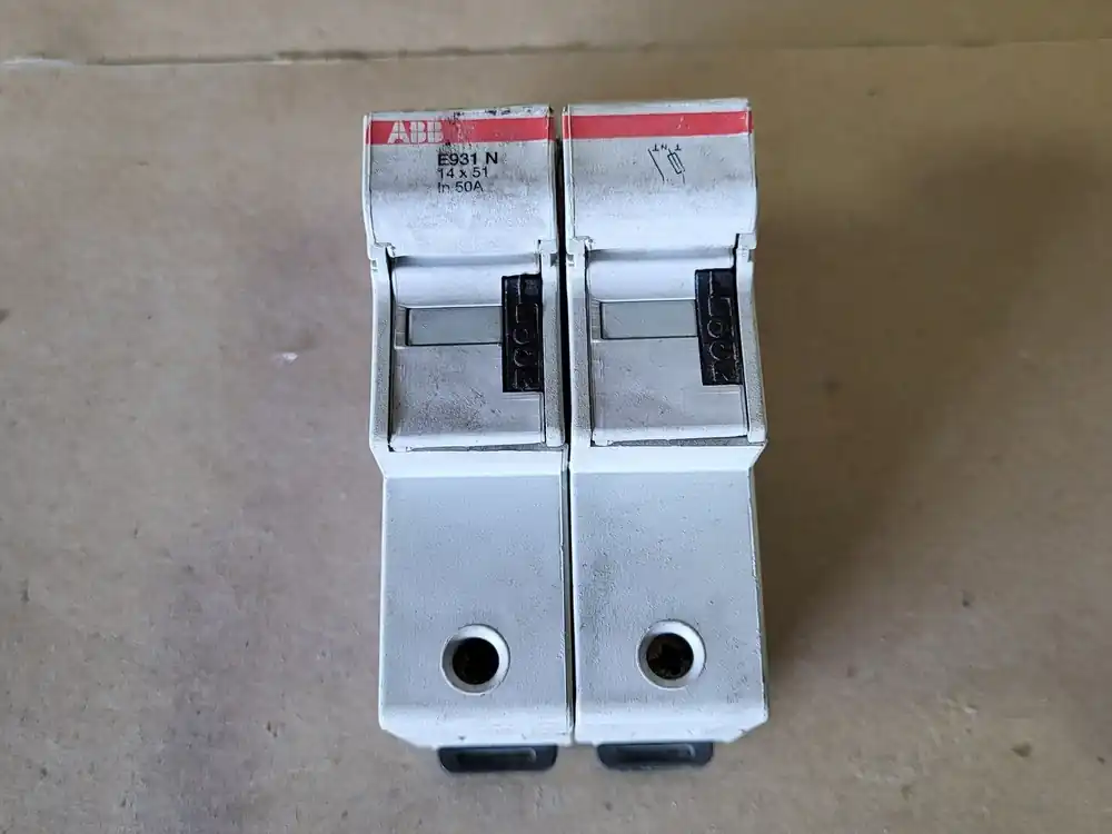 50 Amp, 2 Pole Fuseholder E931 N for 14x51mm Fuses