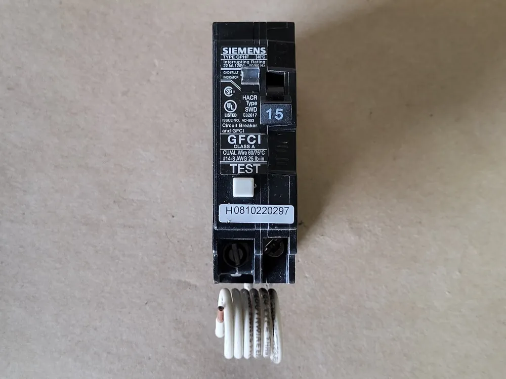 15 Amps, 1 Pole, 120 volts Circuit Breaker QF115H